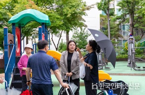 강북구의회 곽인혜 의원, 송중동 미아도심소어린이공원 현장 점검
