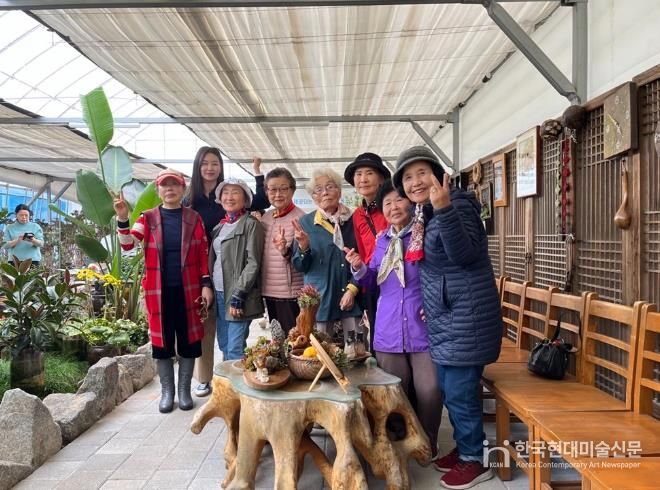 김제시 치매환자 가족들을 위한 원예치유 힐링프로그램, 자연 속에서 마음을 치유하다