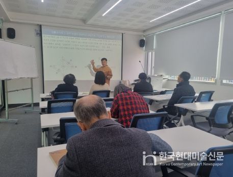 전주시 서신도서관, 고전 통해 삶의 지혜 배우는 인문교양강좌 운영