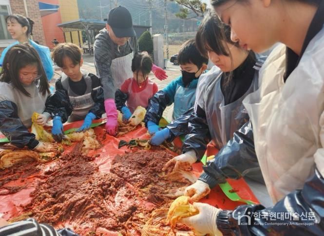 진안군 안천 유·초·중·고, 김장 나눔으로 따뜻한 정 전해
