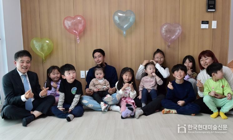 김제시, 초록우산어린이재단과 함께 다둥이 가정에 새 보금자리 선물