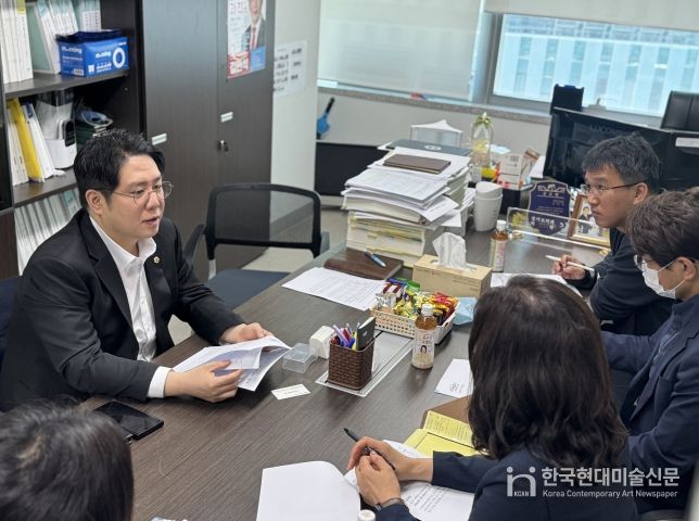 경기도의회 김현석 도의원, “과천 본도심 과밀학급 우려...과천주공4단지 입주 이전 선제 대응 필요”