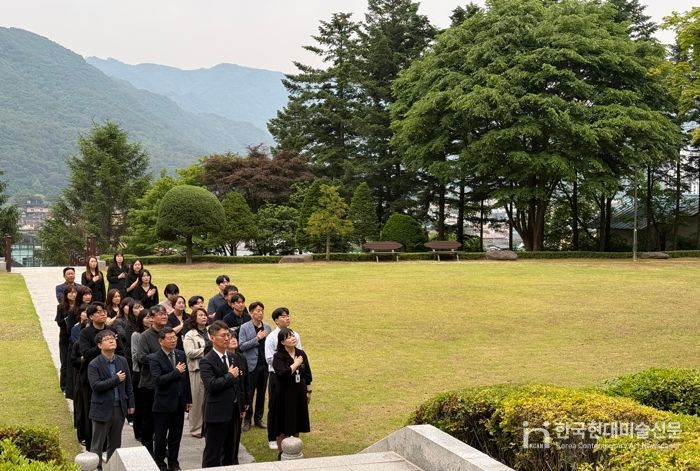 인제교육지원청, 호국보훈의 달 충혼탑 참배