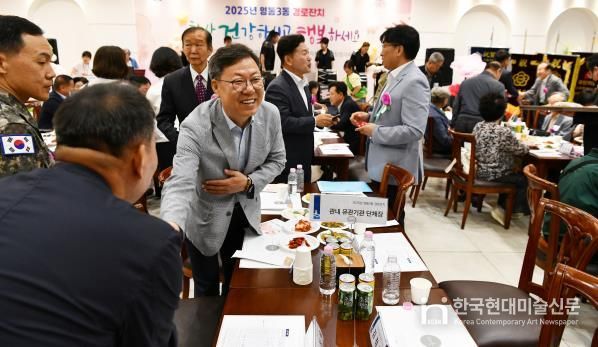 2025년 수원시 영통구 영통3동 경로잔치 성황리에 개최