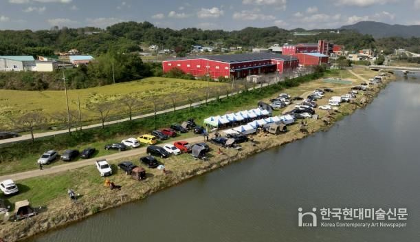 홍성군, 광천천에 낚시 열기와 봉사의 빛 물들다