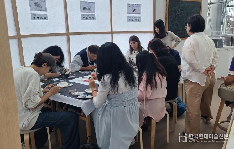 옻칠공예 체험 행사 사진