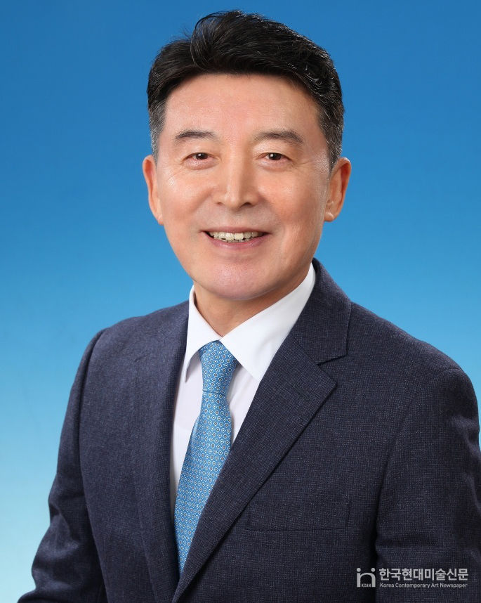 양양홀딩스(주) 현희용 회장