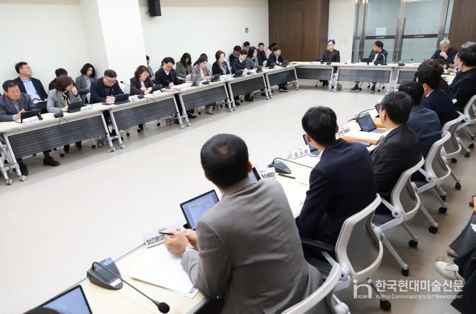 확대간부회의, 도교육청 직원 사망 애도‧묵념