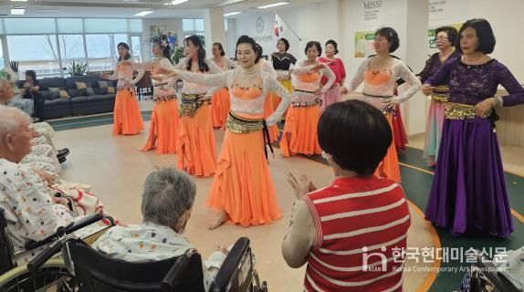 고창군노인복지관, 노인전문자원봉사단 ‘밴드·밸리댄스반’ 활약 속 성료