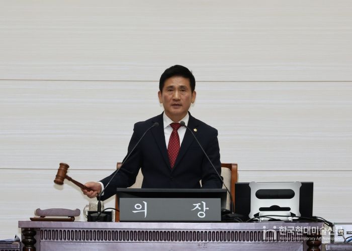 용산구의회 제302회 제2차 정례회 개회, 김성철 의장