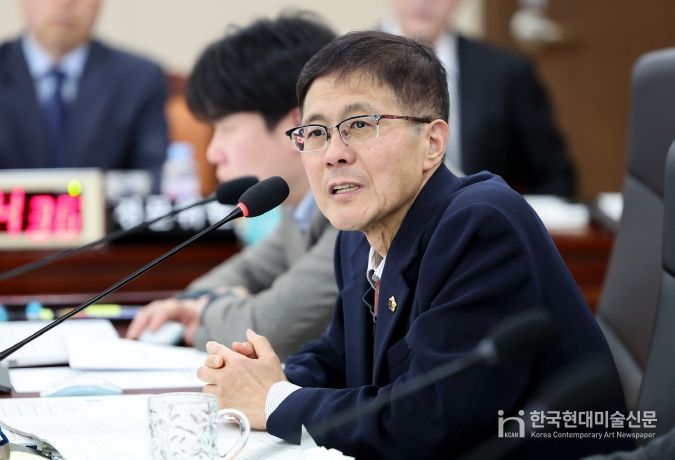 인천시의회 이명규 의원, 가족공원 플라스틱 조화 퇴출 추진