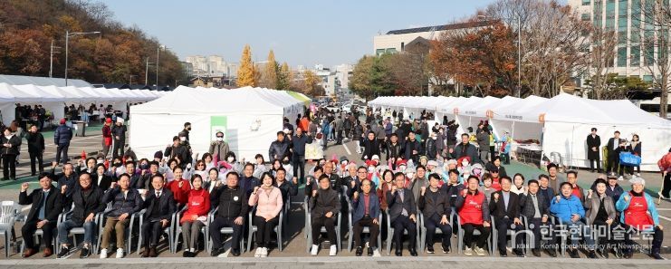 ‘2025 소래찬 김장한마당’후원자들과 따뜻한 나눔