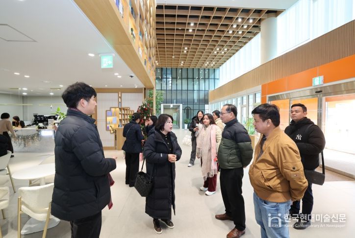 베트남 다낭시 껌례동 대표단 무주상상반디숲 방문