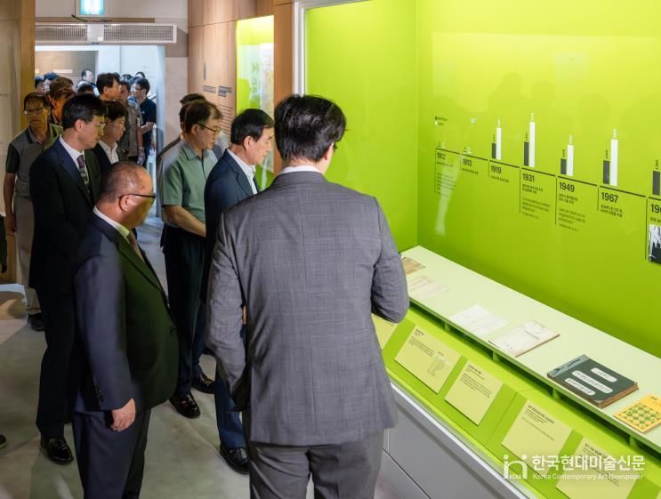 특별전 전시해설 스케치 사진