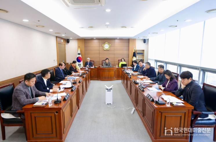 천안시의회 예산결산특별위원회, 2026년도 본예산안 심사
