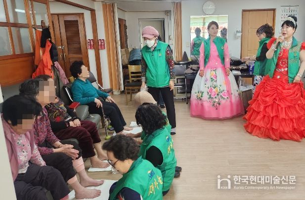 수원시 장안구 송죽동 새마을부녀회, ‘어르신 건강 플러스 데이’ 개최