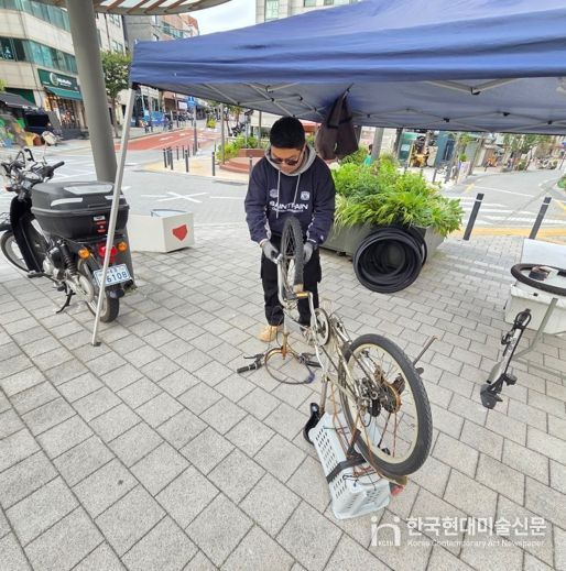 2025년 ‘내 집 앞 자전거 무상수리센터’ 운영 사진