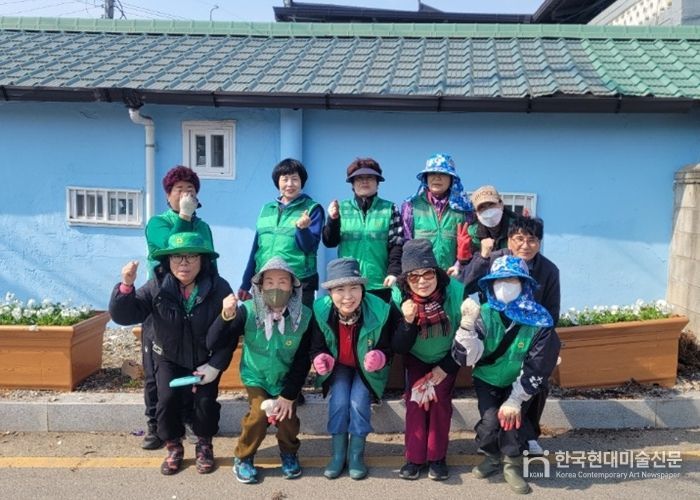 평택시 진위면 새봄맞이 봄꽃 심기