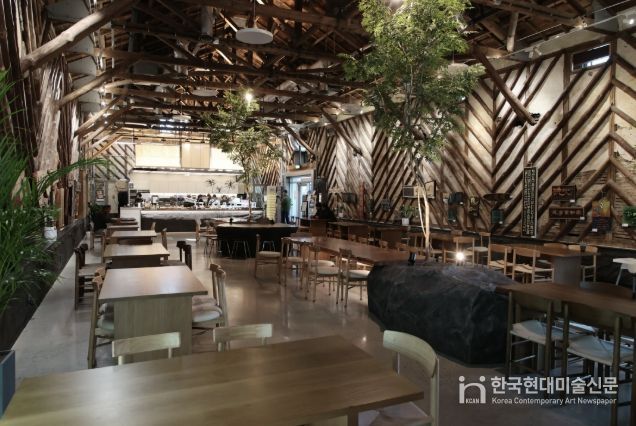 합덕백쌀카페 내부 전경