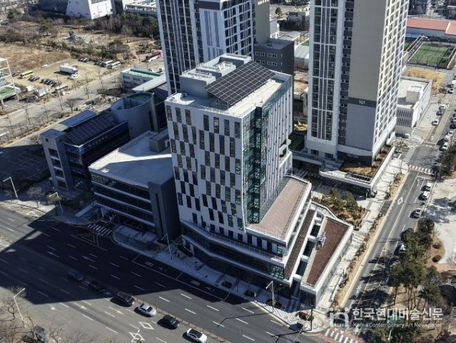 '피지컬 AI 확산센터’가 들어서는 경기시흥 AI 혁신센터(정왕어울림센터) 외관
