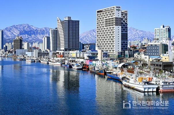 어선 현대화 관련 속초시 관내 항구 전경