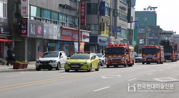 당신의 양보가 누군가의 생명입니다. 홍성소방서 `소방차 길 터주기` 훈련 실시